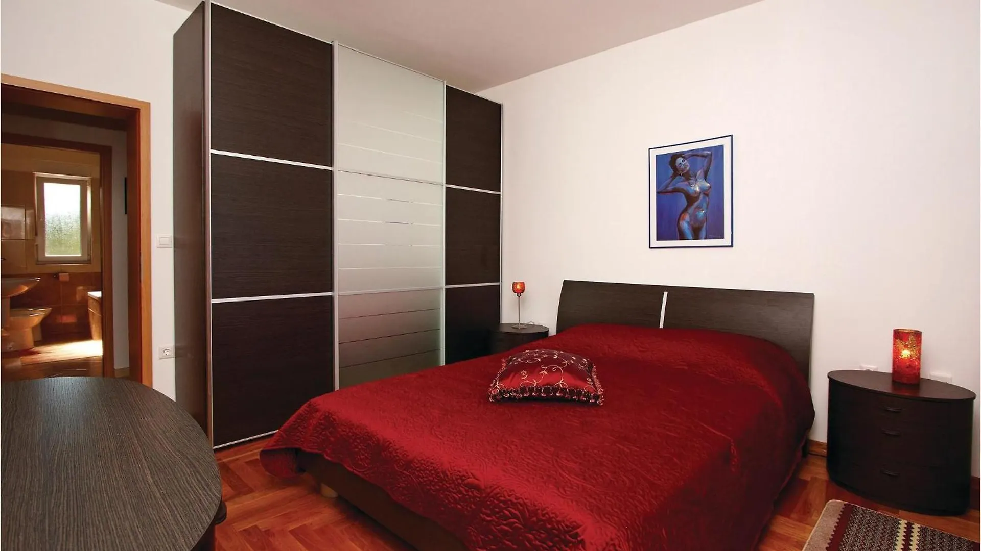 5 Bedroom Stunning Home In Liznjan